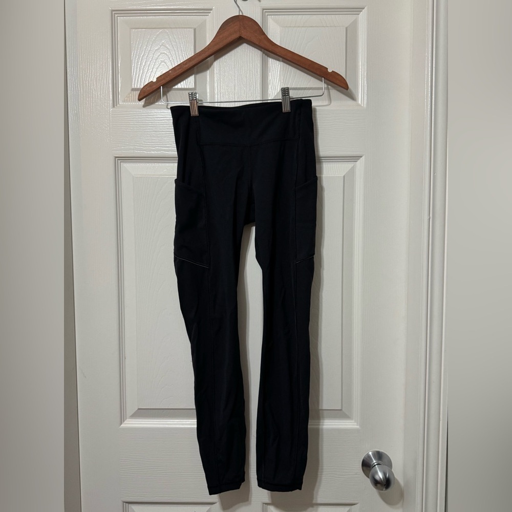Lululemon speed up tights size 4 euc